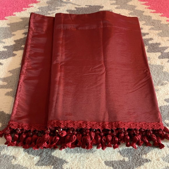 Port-wine beaded sun blocking valances (2) - Picture 2 of 9